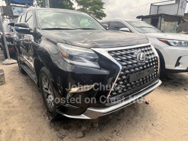 lexus-gx-460-base-2013-model-black-big-0