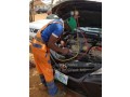 auto-air-condition-technician-small-0