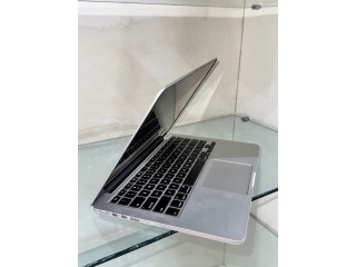 UK USED APPLE MACBOOK PRO 2015, CORE i7, 16GB/256GB (Retina)